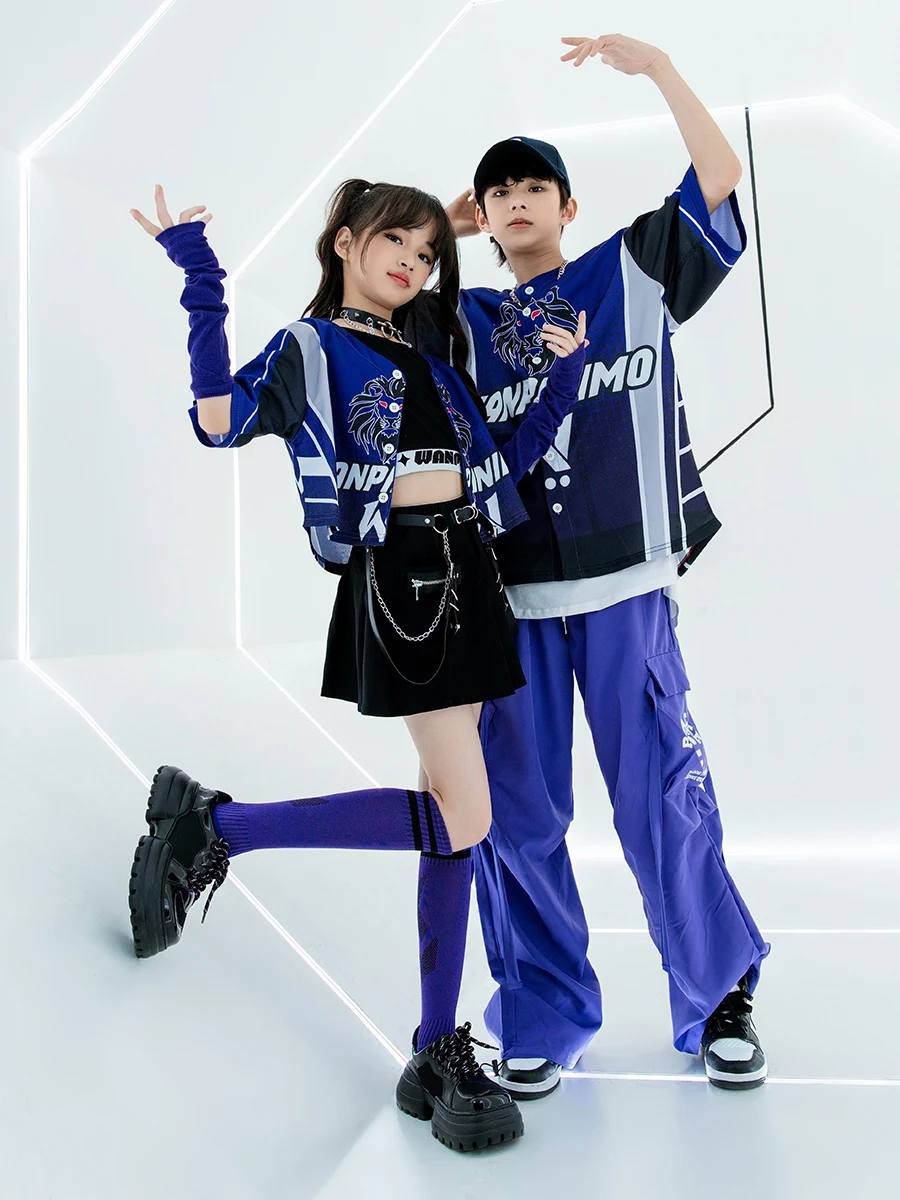 子供のためのモダンなジャズダンスコスチューム、男の子のためのルーズなシャツ、ヒップホップパフォーマンス服、dqs16359、2024