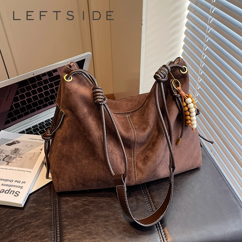 

Левая сторона, женская кожаная бархатная сумка на плечо, зима 2024, мягкая сумка через плечо в стиле ретро, роскошные дизайнерские новые трендовые женские сумки