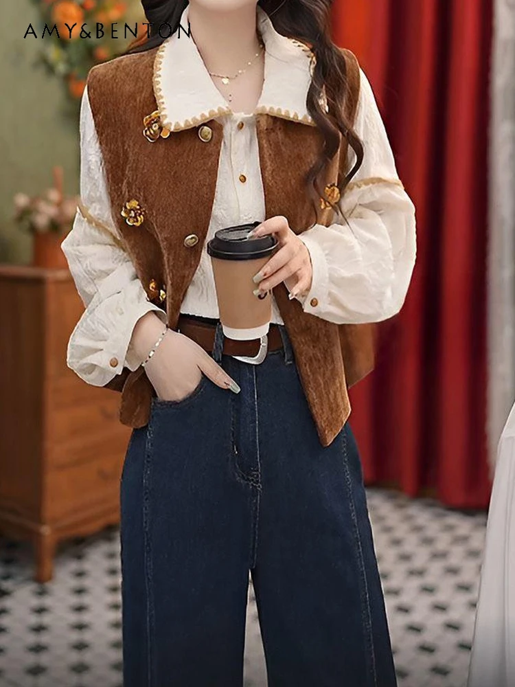 

2025 Spring and Autumn New Retro Style Loose Design Fashion Beige Shirt Coffee Vest Blue Jeans Three-Piece Set