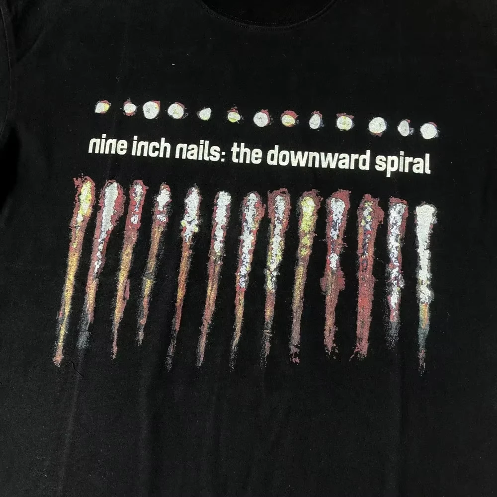 聖マイケルナインインチネイルズグラフィックプリントストリートヴィンテージ服カジュアルルーズトップス Tシャツ Tシャツ女性男性服