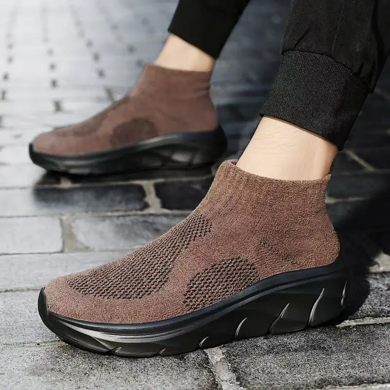 

2026 Новые стили носков, осенне-зимняя дышащая повседневная обувь на толстой подошве с эффектом усиления, подходящая для бега для пар