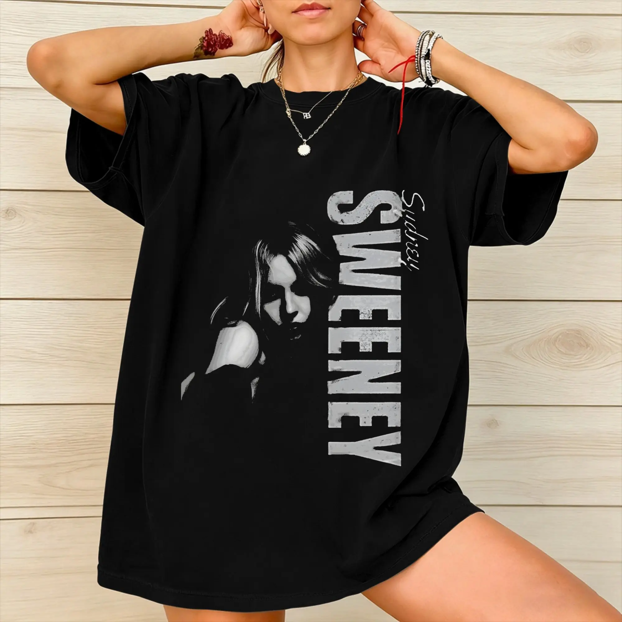 All Seasons Cassie Howard Sydney Sweeney T Shirt for Men Women  100% Cotton T-shirts Short Sleeve Tops