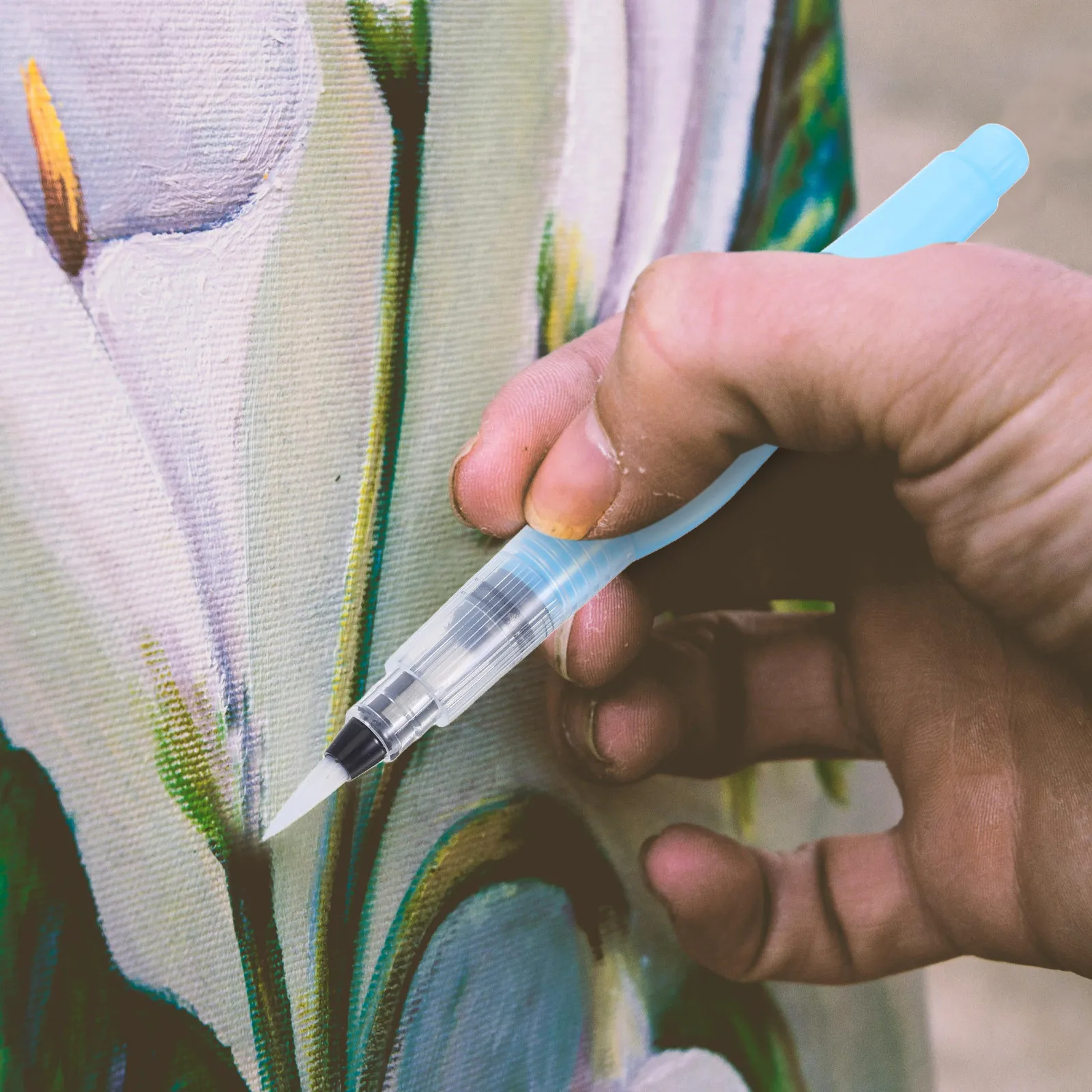 

4Pcs Refillable Watercolor Brush Pens Portable Solid Color Pens for Watercolor Crayons Pencils Powder Paints Sketching