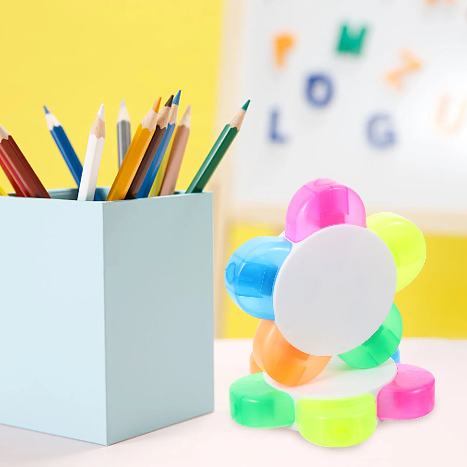 

2Pcs Half Petal Highlighters Fluorescent Pens 5-in-1 Colorful Marker Pens for Study Office and Art Use Highlighter Pen Markers