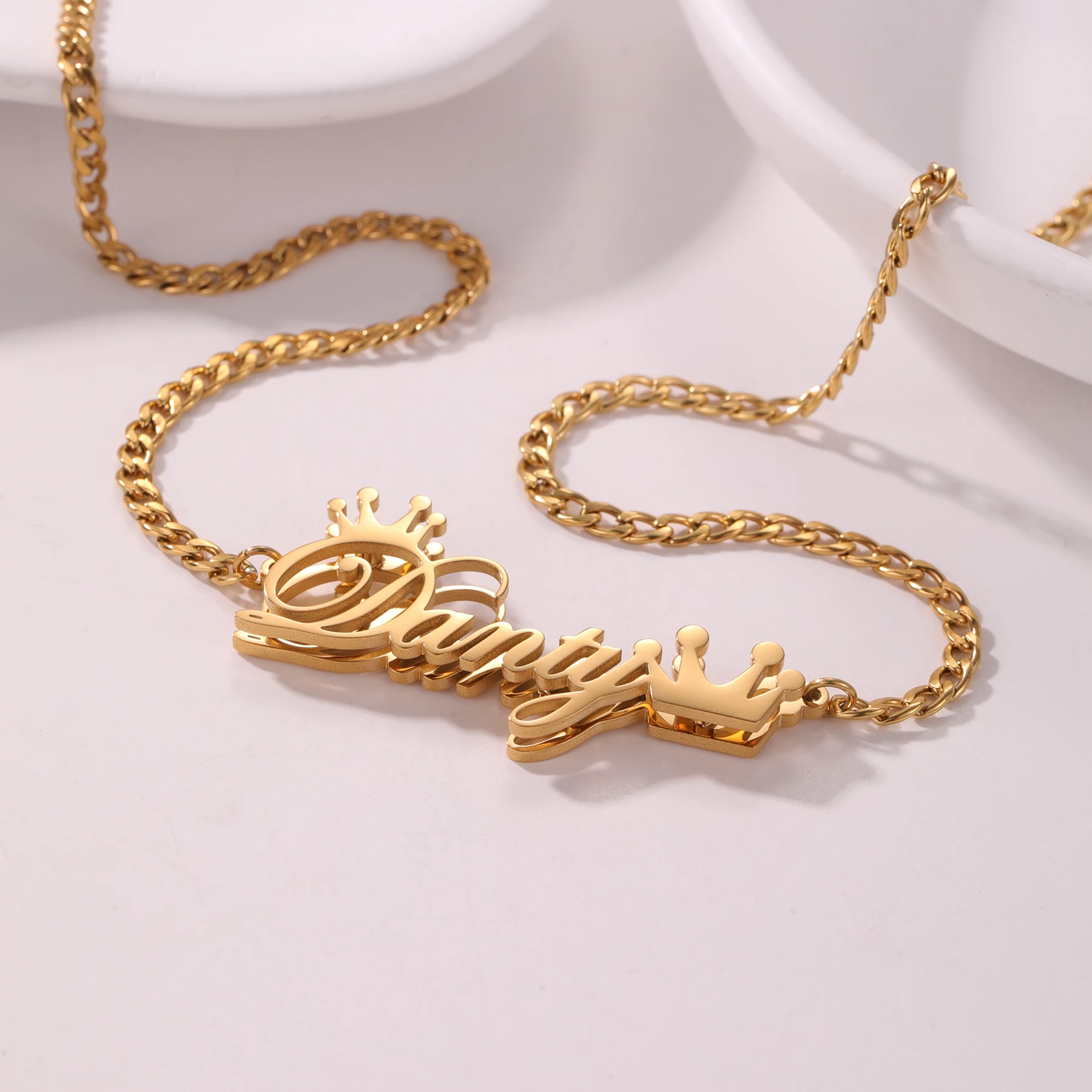 Personalisierte Namenskette, Krone, stapelbar, 18 Karat Gold, Edelstahl, personalisierter Schmuck, Weihnachtstag, Geschenk für Frauen und Mädchen