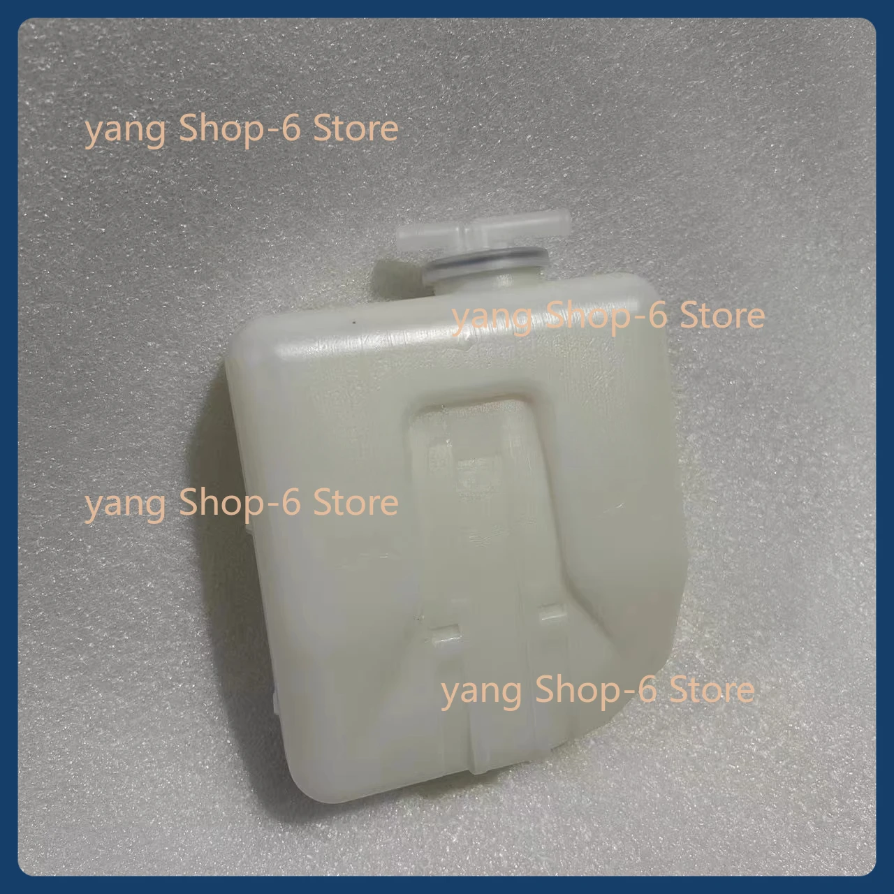 

Forklift Accessories 7FGCU FD/GN20-30 for Toyota Forklift water tank Auxiliary 16490-23470 16470-23470-71