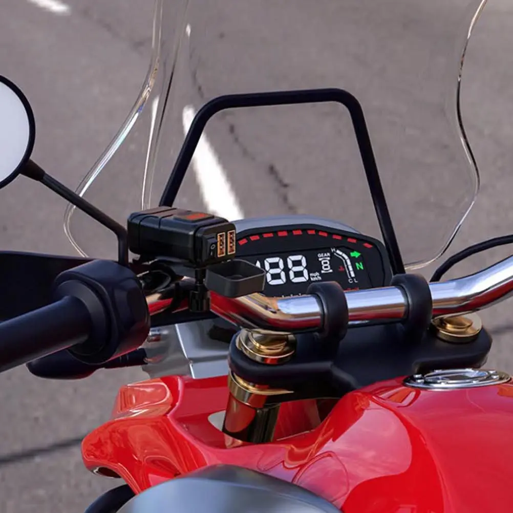 1Set Waterproof Motorcycle USB Charger Black ABS Dual Port Phone Fast Charging Outdoor Power Adapter with Digital Voltmeter