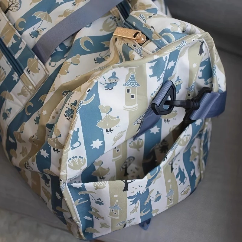 Nova Mochila Kawaii da Série Moomins com Impressão Criativa de Personagens de Desenhos Animados, Bolsa de Viagem Portátil de Grande Capacidade