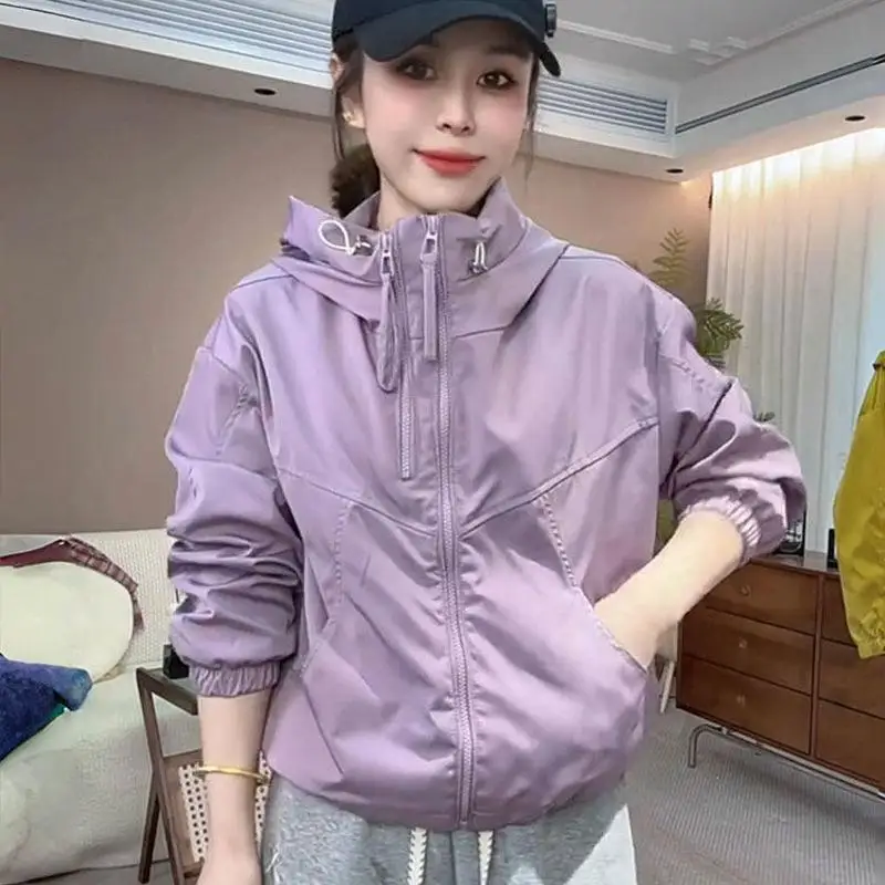 Women's hooded assault jacket for girl spring autumn new European style sports leisure jacket for women long sleeved jacket tops