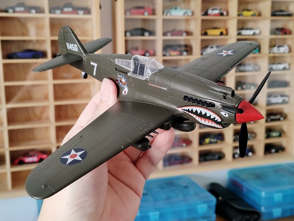 

1/48 Soviet Union USA China Flying Tigers P40 Fighter Jet Glue Free Assembly World War II Aircraft Model Collection Ornament