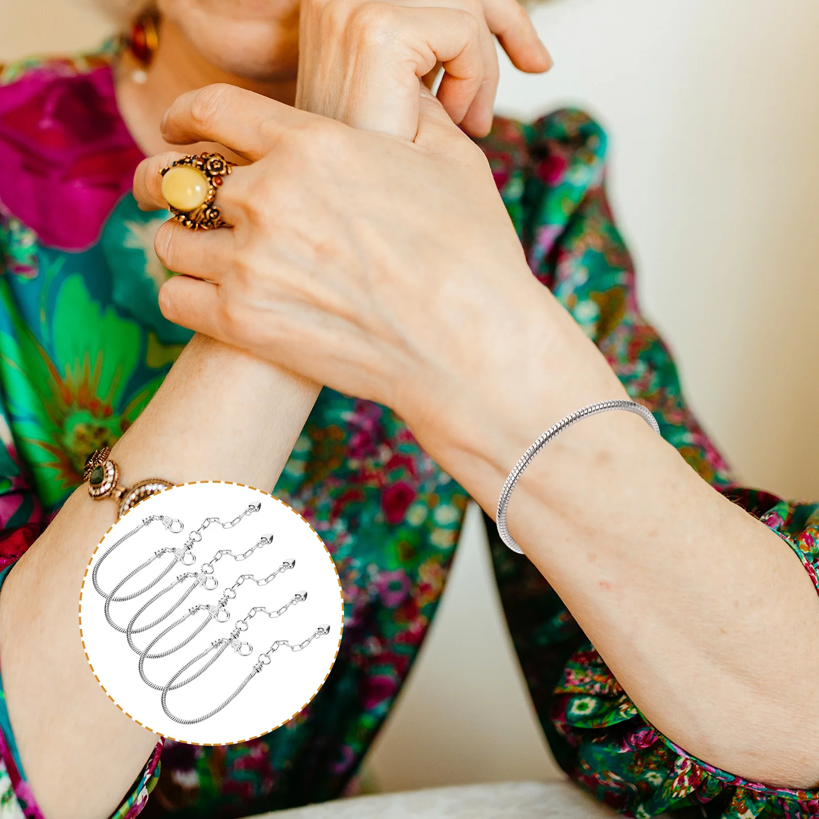 

5Pcs Snake Bone Chains Metal Bracelets Sturdy Durable Bracelets for Women Decorative DIY Trendy Wrist Accessories