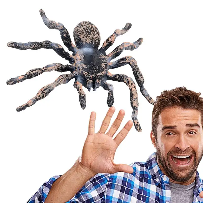 

Realistic Giant Spider Toys Artificial Spiders Halloween Decorations ABS Spider Figurines For Joke Halloween Decors Supply Prank