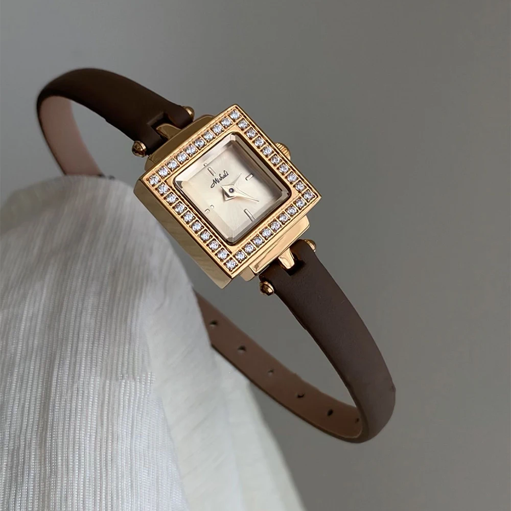 

Minimalist Temperament senior Diamond inlaid square dial quartz belt Watch For women's girl Lady Women's accessories