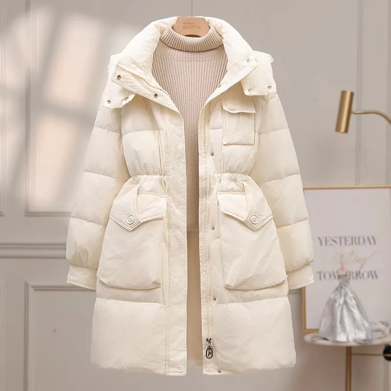 Biała gęsia kurtka puchowa damska średniej długości 2025 nowa zimowa zagęścić wąska modna kurtka z kapturem kobiece ciepłe parki płaszcz