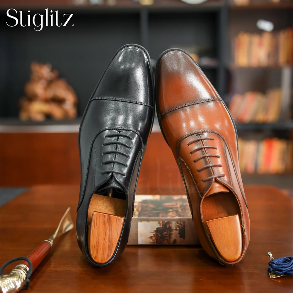 

Classic Men's Dress Shoes Handmade Polished Lace-Up Oxford Shoes Black Matte Leather Brown Leather Shoes for Wedding and Banquet