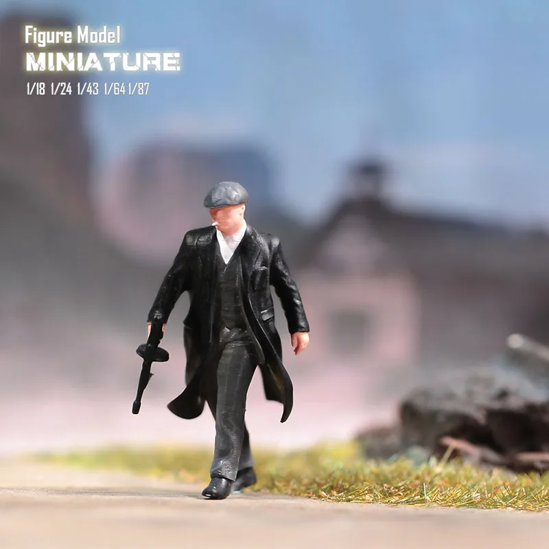 Miniatures 1/18 1/24 1/64 1/43 1/87 John Shelby Tommy Shelby Figure TV Character Diorama Street Scene Sand Table Prop Model Toy