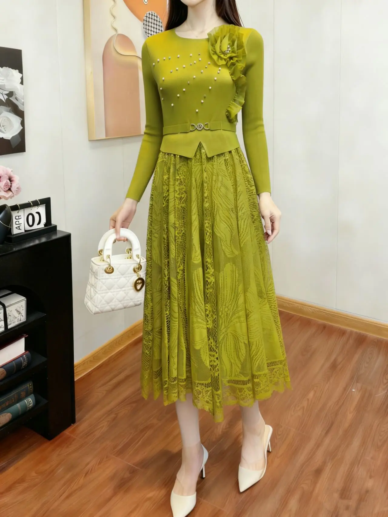 

Miyake Новое длинное осенне-зимнее платье с длинными рукавами, темпераментное модное плиссированное платье, универсальная тонкая кружевная юбка