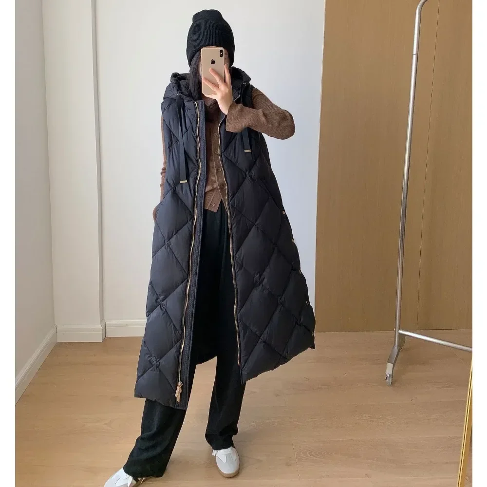 2024 New Luxury Women Down Sleeveless Vest Winter Zipper Up Belted Hooded Diamond Lattice Thicken Warm Puffer Waistcoat