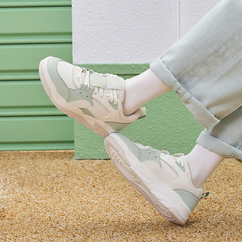 Xtep Qilang Skateboarding Shoes For Women 2024 Spring Wear-Resistant Skate Shoes Durability Absorption Sneakers 976118310012