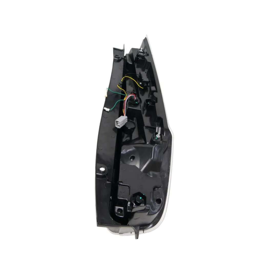 Car Taillights Assembly for Toyota Noah Voxy 80# 2015-2021, Night DRL + Brake Light + Streamer Turn Signals + Reversing Lamp view 4