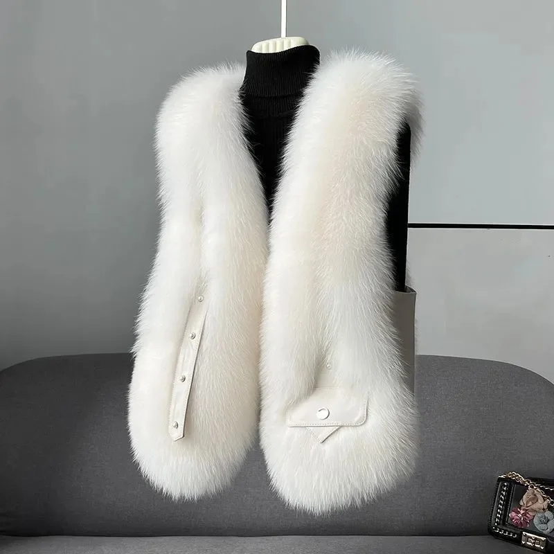 

High grade fur and fur integrated fur vest women autumn 2023 new slim age reducing outerwear, popular short internet celebrities