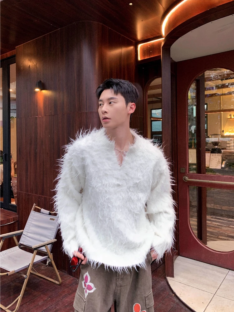 Trendy Sweaters Men 2025 Winter New High-End Warm Loose V-Neck Pullover Sweaters Male Handsome Solid Color Long Sleeve Pullovers