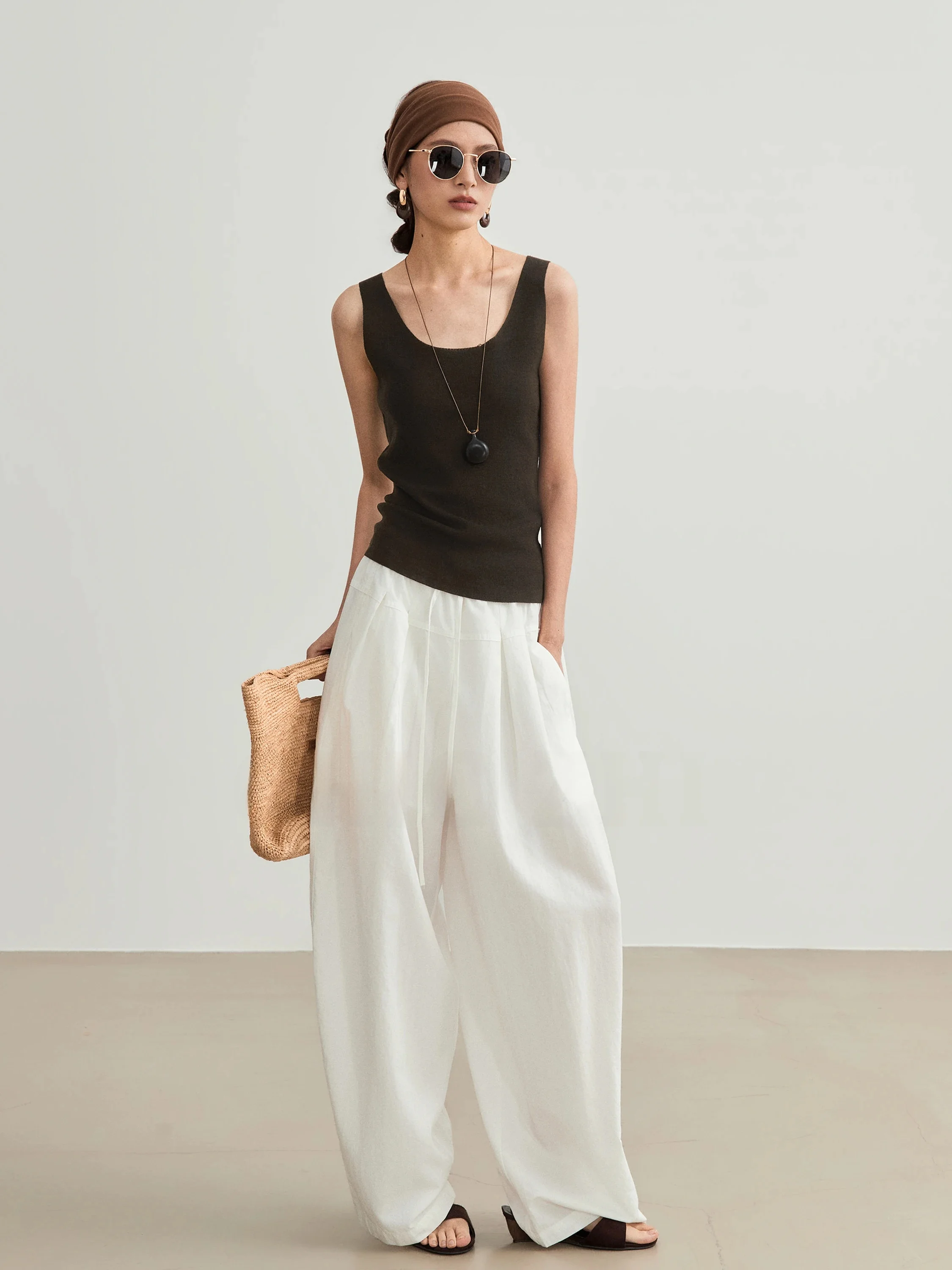 High Waist Wide Leg Pants Women's Elastic Waist Loose Fit Versatile Floor Length Carrot Shape Casual Trousers by CHIC ZHI