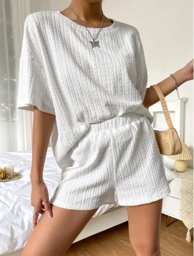 Women's Cotton Suit Summer New Solid Color Cotton Casual Top Comfortable Loose Round Neck Shorts Suit Two-piece Set