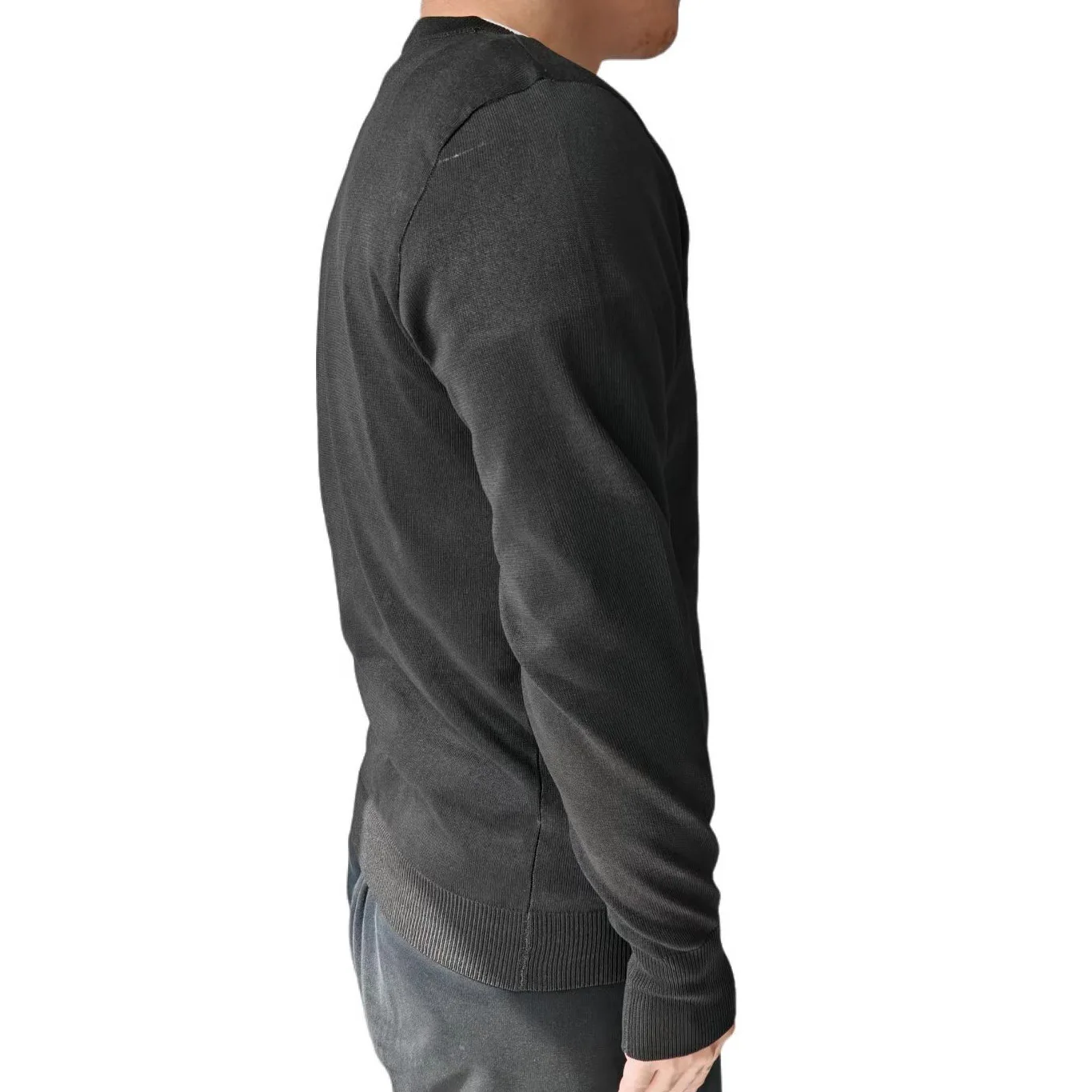 Level 5 Cut Resistant Black Shirt – Crewneck Long Sleeve with Thumb Loop, Wear-Resistant, Anti-Slash & Breathable