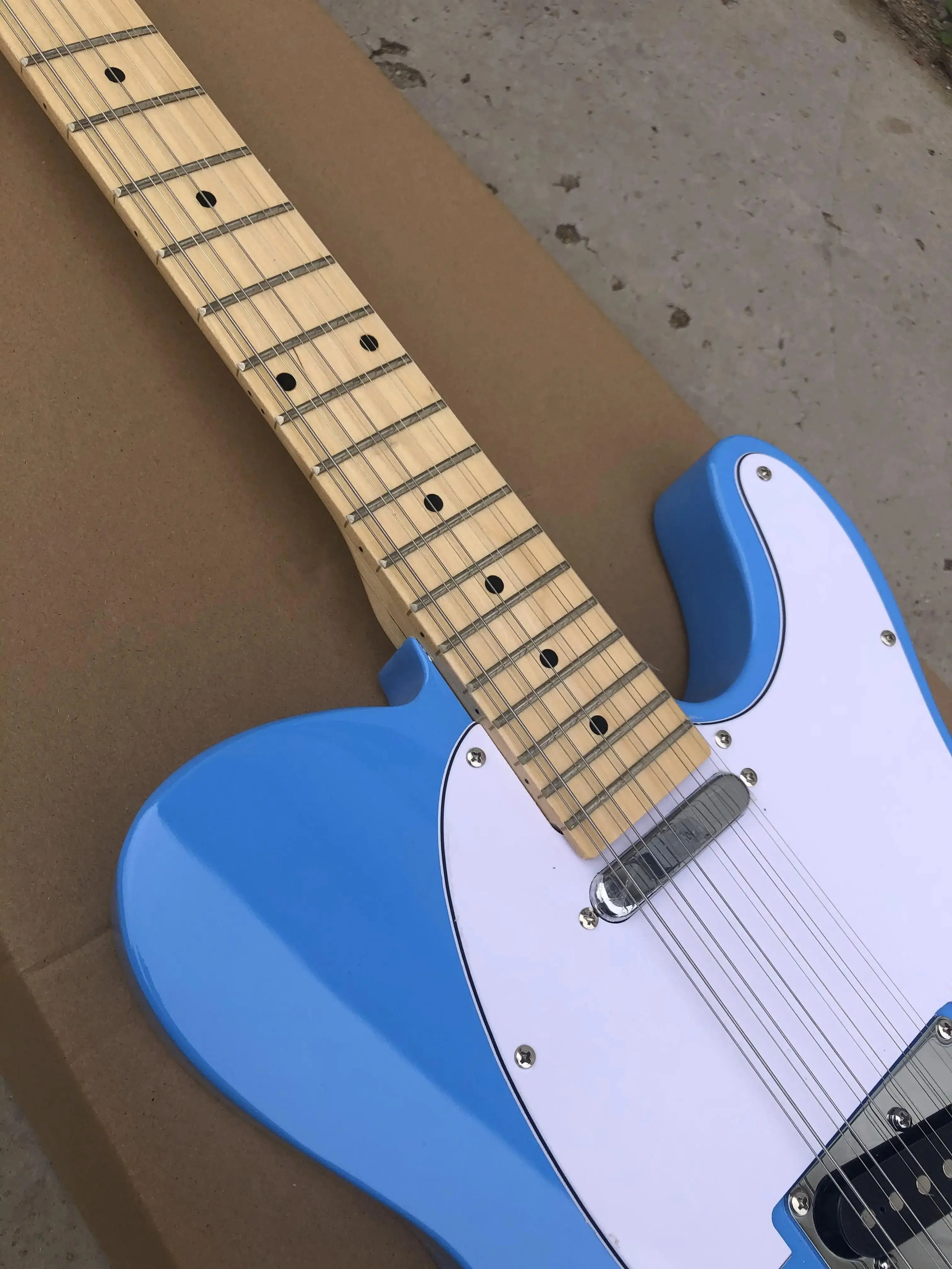 12 Strings tl  Guitar,High Gloss blue,maple fretboard,Multiple colors,Good Handicraft