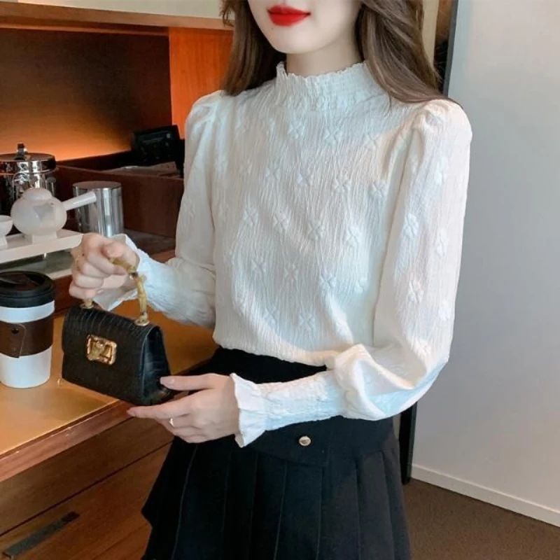 Fashion Lace Pleated Shirt Tops Autumn Winter New Long Sleeve Solid All-match Korean T Shirts Fashion Elegant Women Clothing