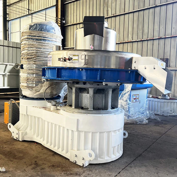 Sawdust & Biomass 132kw Gear Pump Motor Engine 220V 1.5-2T/H 560 Pellet Mill for Wood