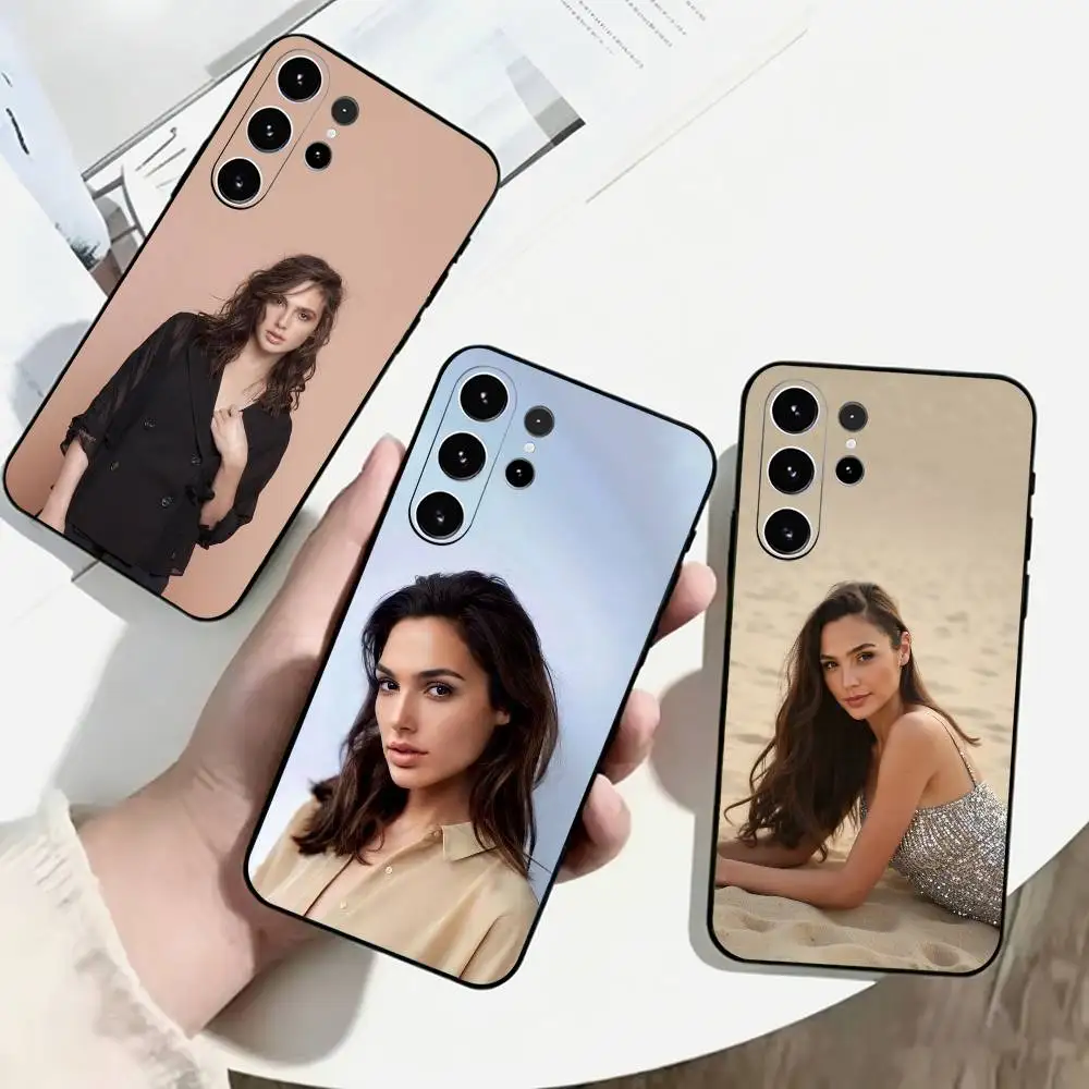 G-Gal Gadot-T Actor Phone Case For Samsung S25,S24,S21,S22,S23,S30,Ultra,S20,Plus,Fe,Lite,Note,10,Black Cover