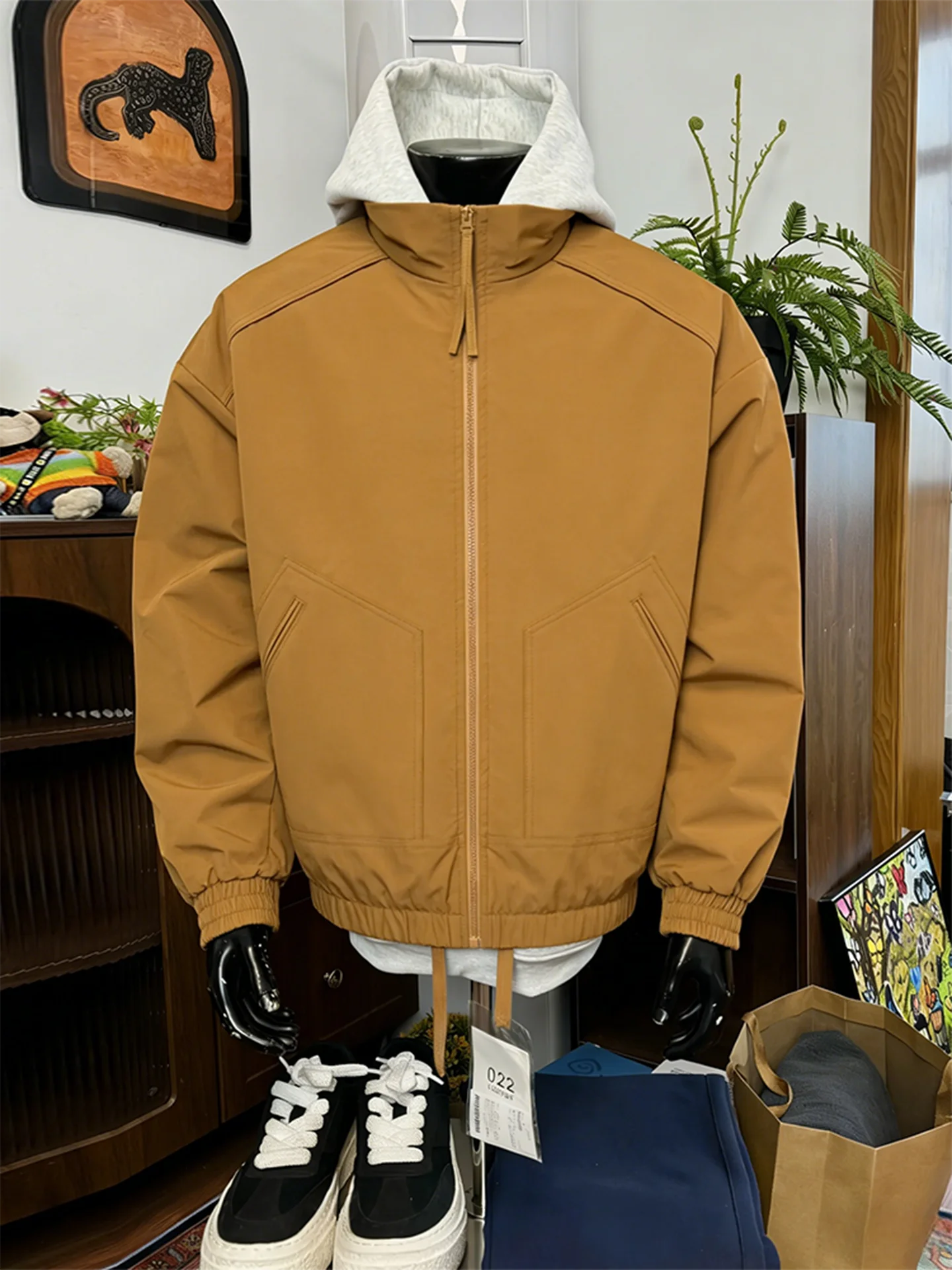 

Коричневая мужская бейсбольная куртка в американском стиле, весенне-осенняя, с воротником-стойкой, свободного кроя, из полиэфирного волокна