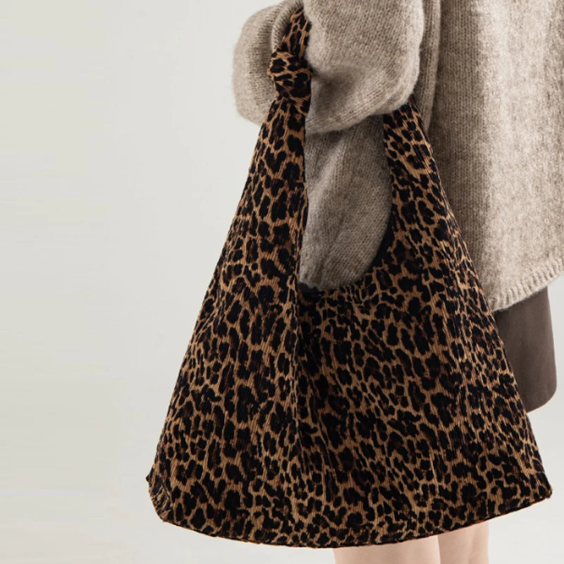 

Retro Design Suede Material Armpit Bag Tote Bag Autumn and Winter New Large Capacity Leopard Print Handbag Shoulder Bag