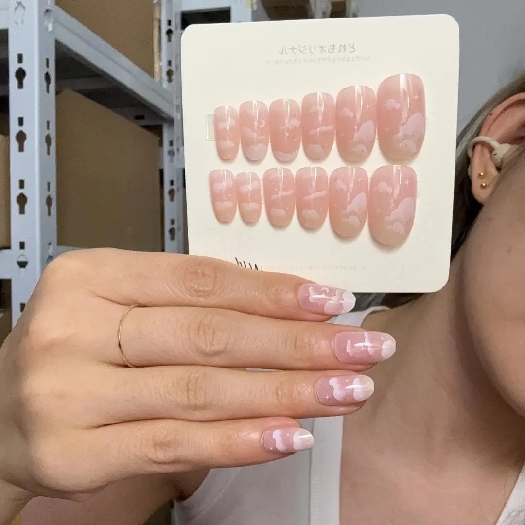 24Pcs/Box Pink Gradient Star Moon Almond Press on Nail Art Removable Acrylic False Nails Tips Spicy Girl Autumn Fake Nails Set
