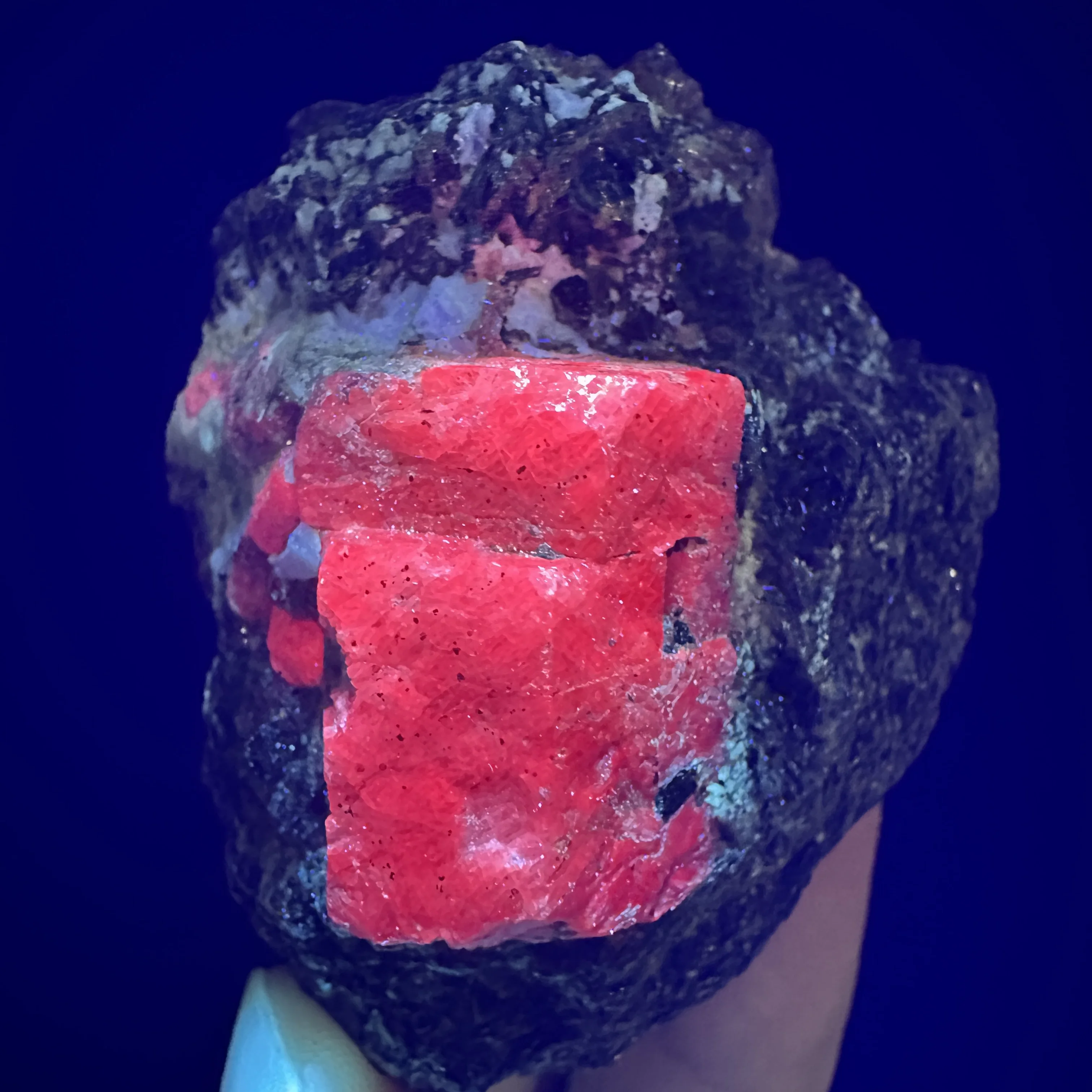 

Natural corundum (Reddish Sapphire) mineral specimen + healing quartz crystals and stones