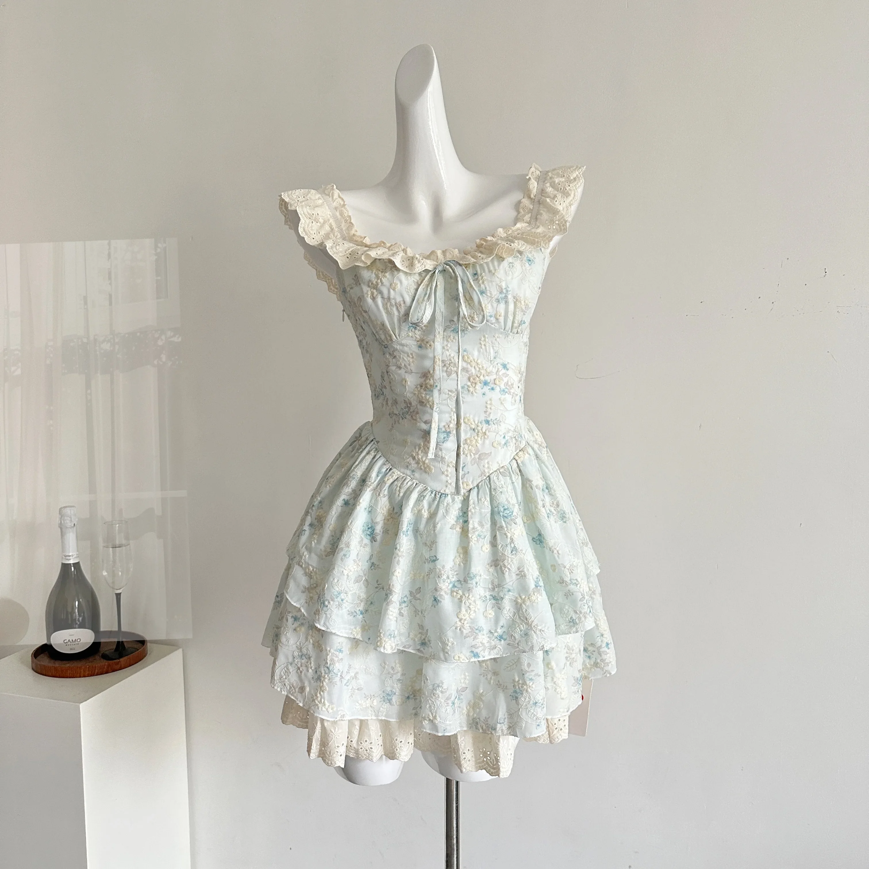 

Милое платье японской Лолиты, многослойная юбка с квадратным вырезом и оборками, корсет без рукавов с кружевной отделкой, наряд для вечеринки в стиле Харадзюку