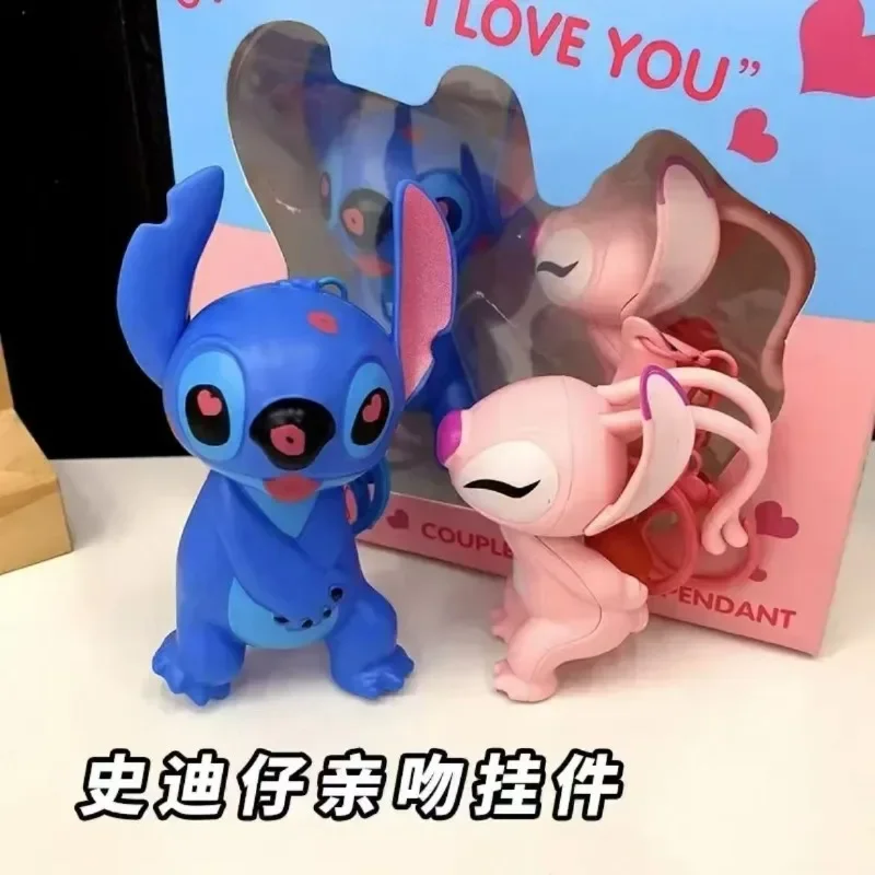 STITCH Creative Magnetic Kiss Keychain Couple Gift pendant Gift Birthday gift adornment will glow labubu  sonny angel