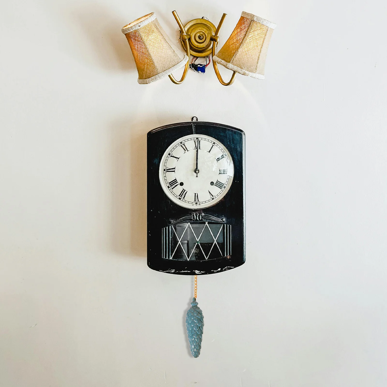 

2Sets Vintage Clock Pendulum Replacement Decorative Pinecone Swinging Pendulum Easy Install Rustic Wall Clock Repair Parts DIY