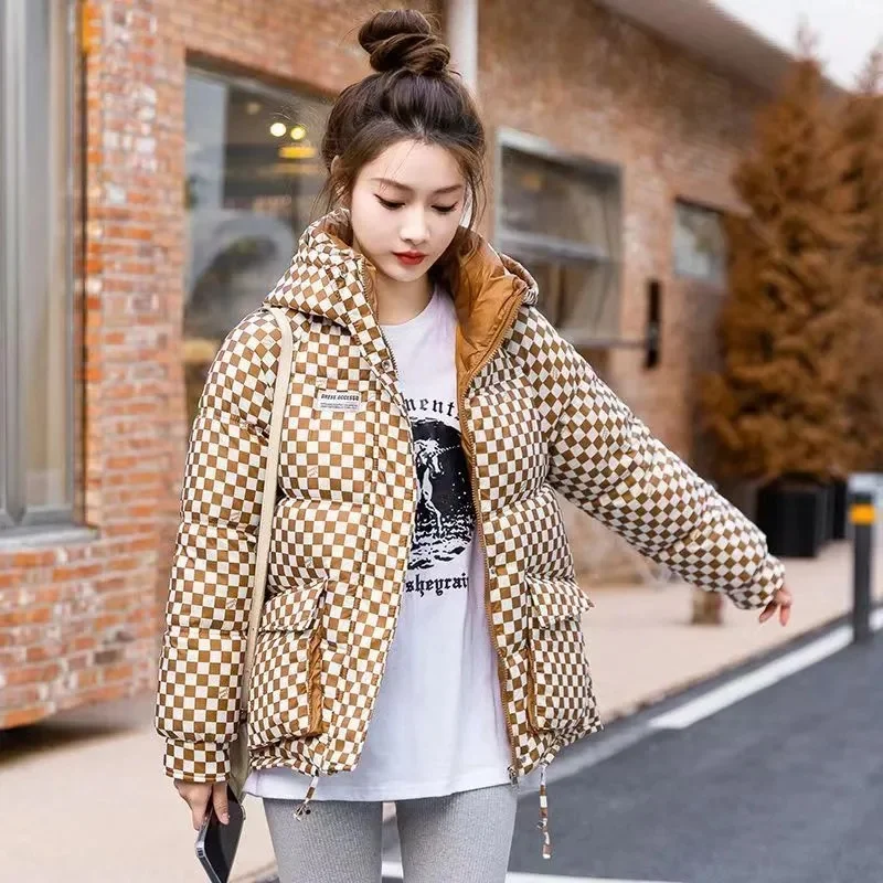 2024 Winter New Checkerboard Hooded Short Cotton-Padded Jacket Houndstooth Korean Fashion Padded Cotton-Padded Women\'s Coat.