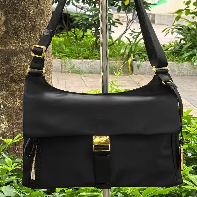 

Women's Fashion Nylon Purse – Crossbody & Shoulder Bag for Simple Daily Casual Commute 196658