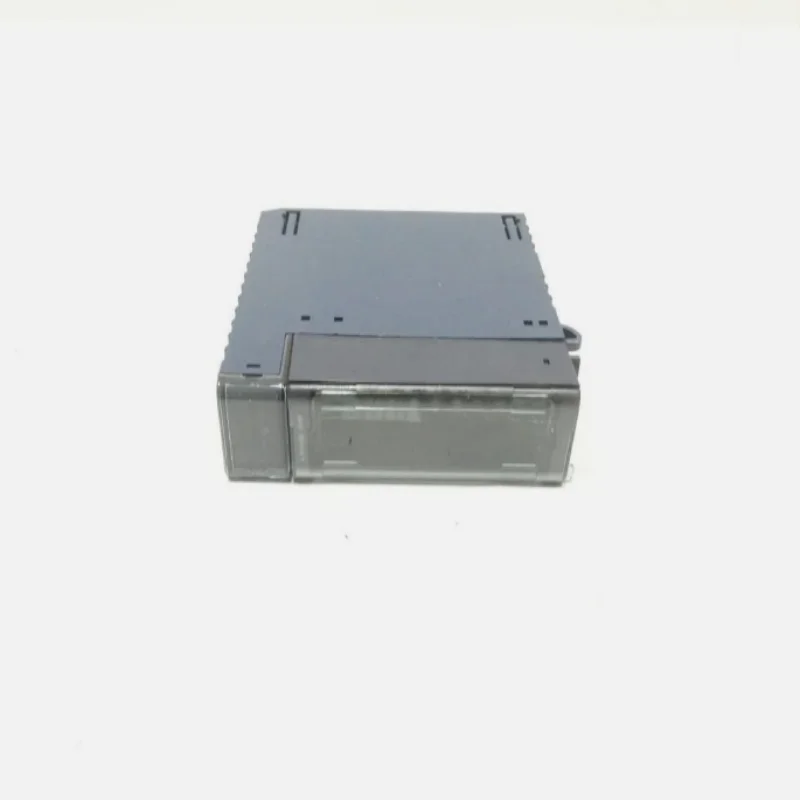 Brand-new, factory-sealed power control module IC694MDL634  IC694MDL240B  IC694MDL240  IC694MDL940CA  IC694MDL740CA  IC694MDL740
