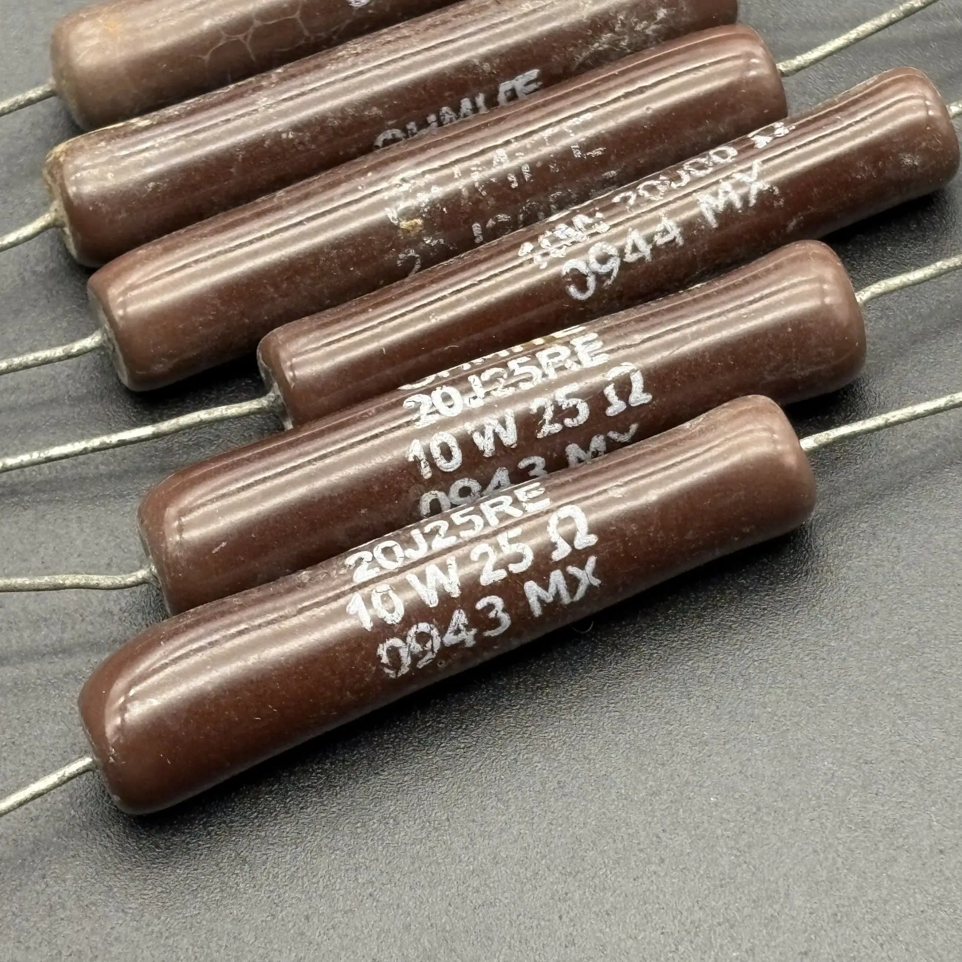 wholesale OHMITE 10W 25r 20J25RE 7X43MM MX American ceramic audio wire winding brown resistor free shipping
