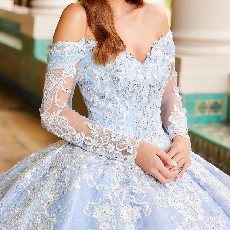 Robes de Quinceanera bleu ciel clair classiques, Sweet 16, robe de Rh, 2024 de réduction, les appliques de dentelle initiées, les perles, la fête de reconstitution historique, la princesse