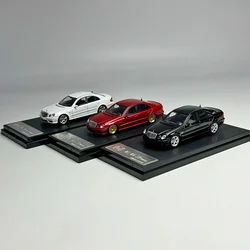 1:64 Mercedes-Benz E63 W211 Classic Four-eye Limited alloy simulation static car model car, adult collection, children's toy.