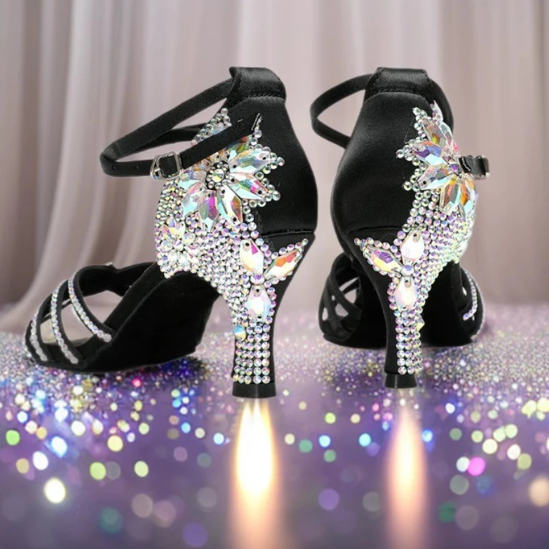 Sapatos de dança latina femininos adultos, novos saltos de strass de cetim 5/7/8cm, sapatos de dança de salto alto