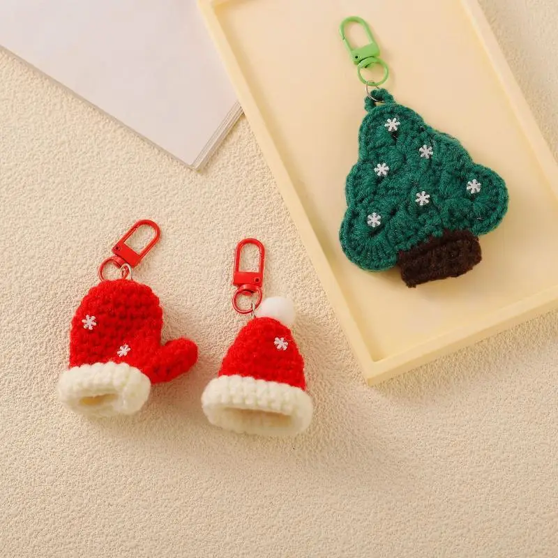 Christmas Bag Charm Keychain Cartoon Colorful Christmas Tree Santa Hat Key Accessory Backpack Pendant Xmas Gift