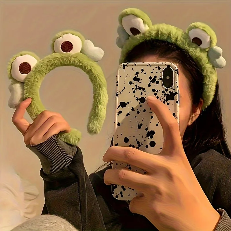 1 süßes Frosch-Plüsch-Haarband, geeignet für Frauen – weiches und bequemes Gesichts- und Haar-Accessoire, niedliches Frosch-Design – Detail 2