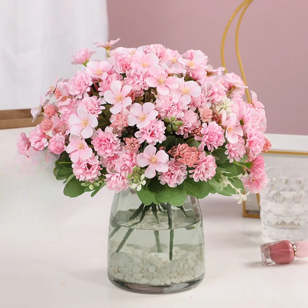 Seidenblumenstrauß, Kugelchrysanthemen, künstliche Blumen, Seidenmaterial: Hergestellt aus hochwertiger Seide für ein realistisches Aussehen. – Detail 7